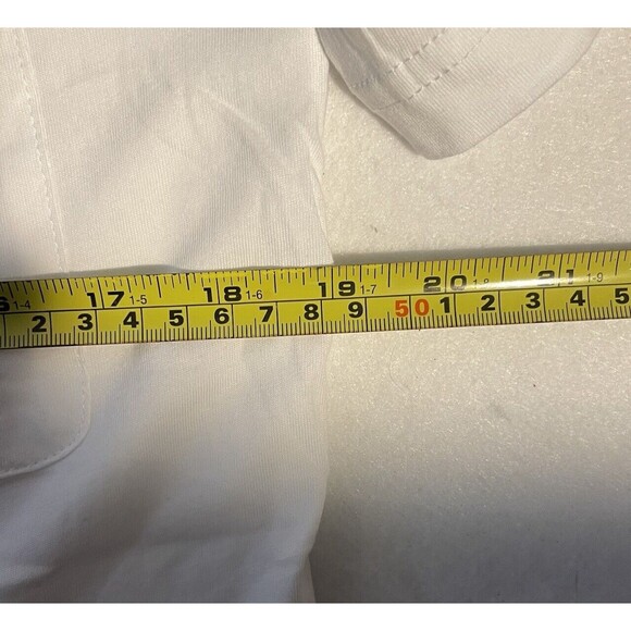 MAKERS MARK Mens White Crew Neck Pocket T Shirt M New With Tags - Picture 3 of 5